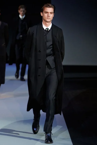 Look 74